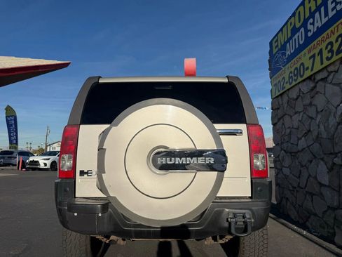 Used 2007 HUMMER H3 image 6