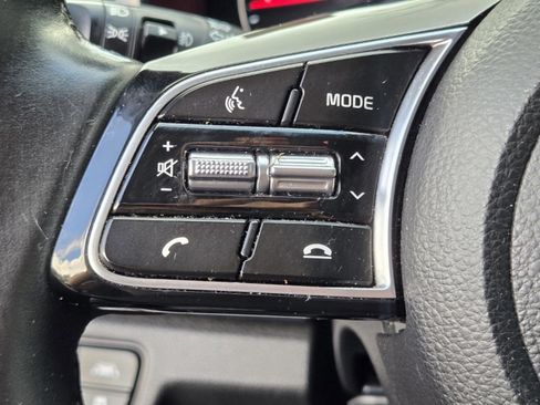 Used 2023 Kia Seltos S w/ Navigation Package FWD image 29