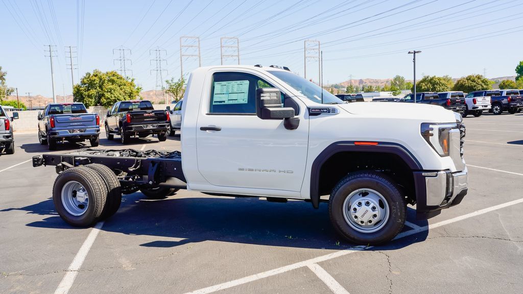 New 2026 GMC Sierra 3500 Pro w/ Convenience Package AWD/4WD image 6