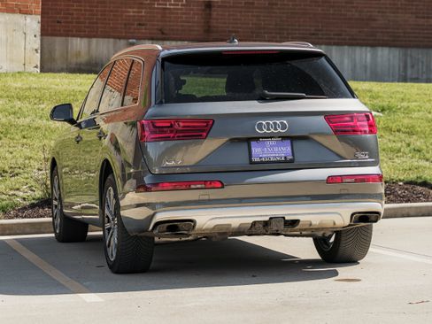 Used 2018 Audi Q7 3.0T Premium Plus w/ Premium Plus Package AWD/4WD image 4