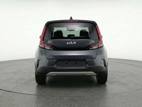 Used 2025 Kia Soul LX w/ LX Technology Package FWD image 7
