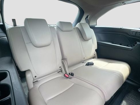 Used 2023 Honda Odyssey Touring image 33