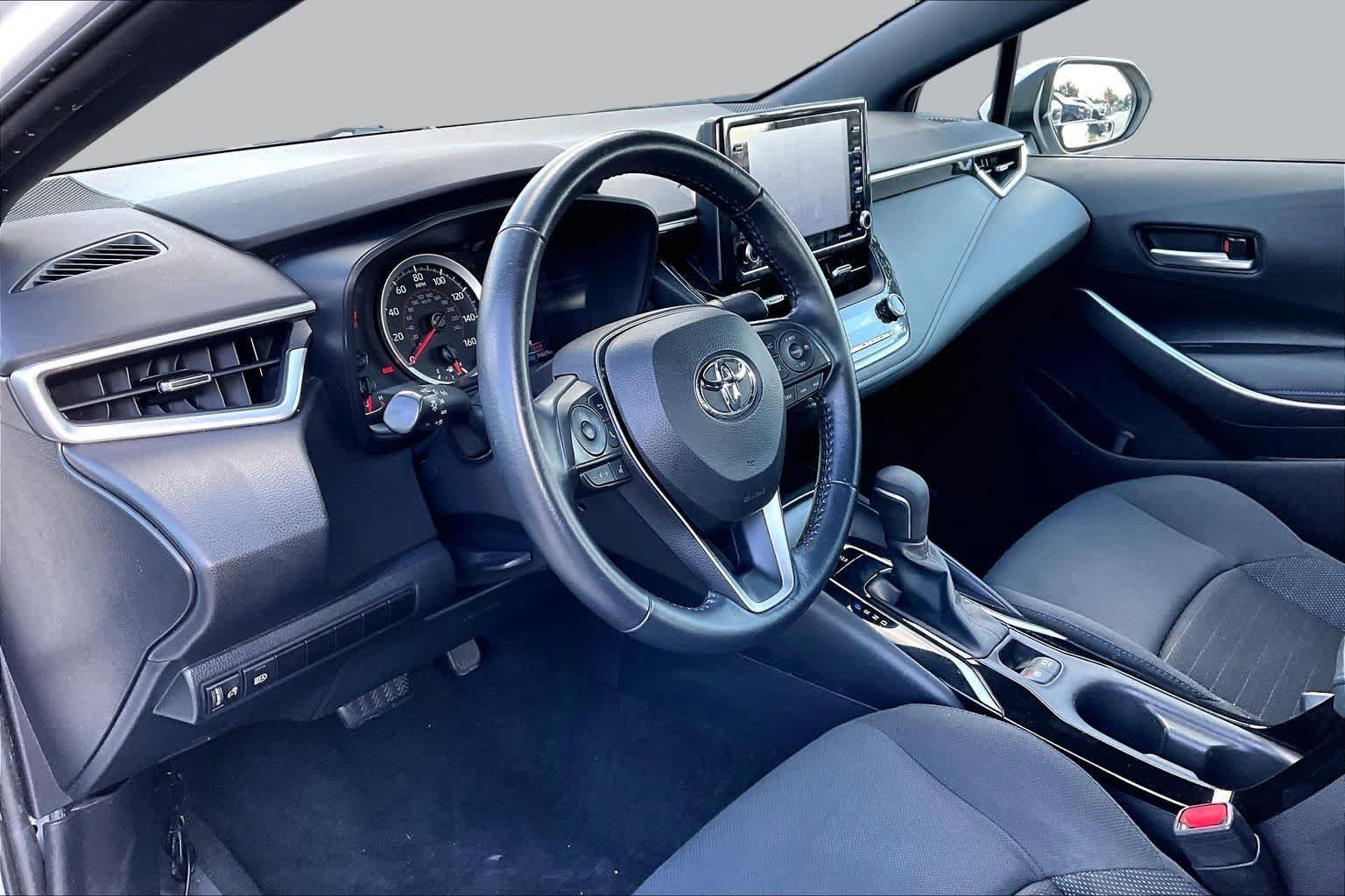 Used 2022 Toyota Corolla SE FWD image 16