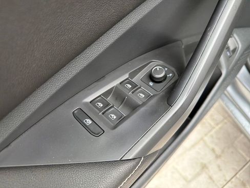 Certified 2024 Volkswagen Jetta S image 13