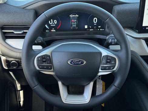 New 2026 Ford Explorer Active image 11