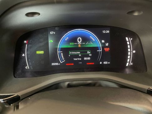 Used 2025 Toyota Camry LE image 34