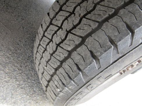 Used 2012 Ford E-350 and Econoline 350 Super Duty w/ PWR Locks & Windows Group RWD image 22