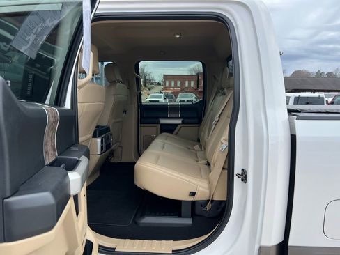 Used 2019 Ford F350 Lariat w/ Chrome Package image 16