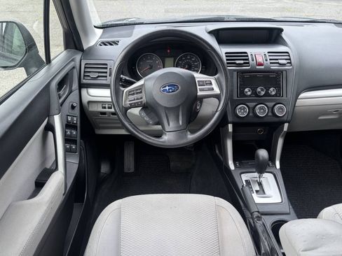 Used 2014 Subaru Forester 2.5i Premium w/ All-Weather Package AWD/4WD image 10