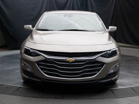 Used 2023 Chevrolet Malibu LT image 4