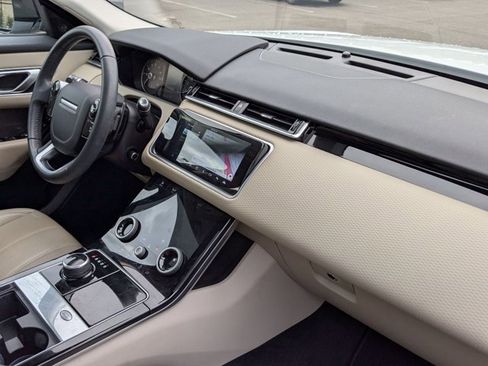 Used 2020 Land Rover Range Rover Velar S image 22