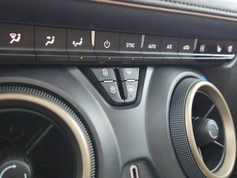 Used 2023 Chevrolet Blazer Premier image 49