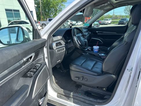 Used 2022 Kia Telluride S AWD/4WD image 5