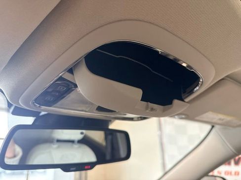 Used 2018 Jeep Cherokee Overland w/ Technology Group image 43