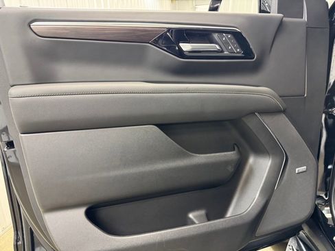 New 2026 Chevrolet Tahoe Premier AWD/4WD image 8