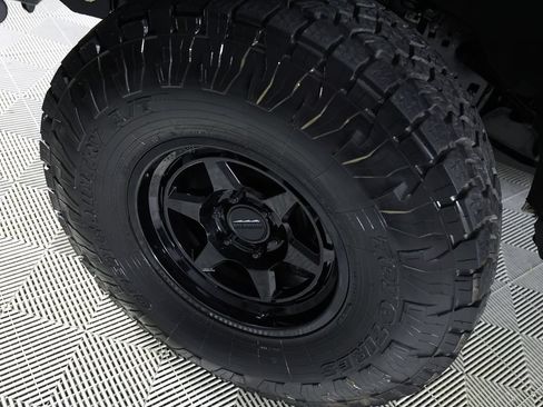 Used 2022 Ford F150 Raptor w/ Equipment Group 801A High AWD/4WD image 51