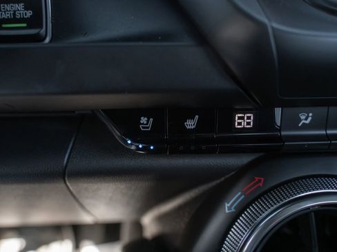 Used 2016 Chevrolet Camaro SS image 30