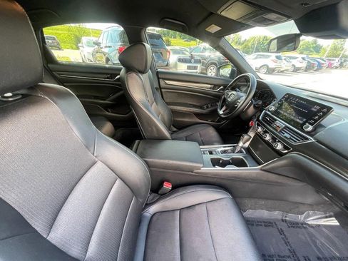 Used 2021 Honda Accord Sport image 7