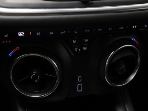 Used 2024 Chevrolet Blazer LT w/ Sound & Technology Package AWD/4WD image 12