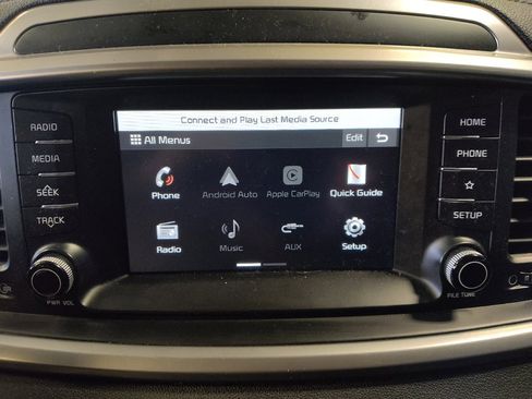 Used 2020 Kia Sorento AWD V6 image 25