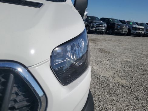 New 2026 Ford Transit 250 148 Medium Roof w/ Load Area Protection Package image 4