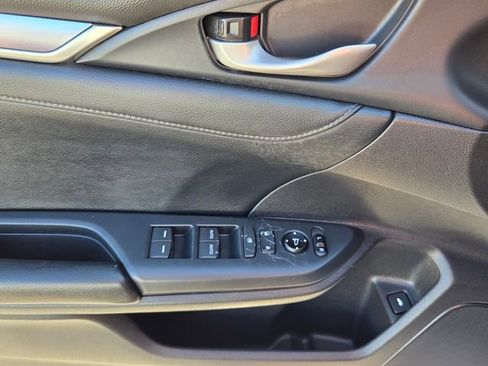 Used 2016 Honda Civic Touring image 33