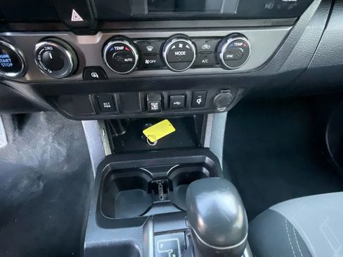 Used 2023 Toyota Tacoma TRD Off-Road image 30