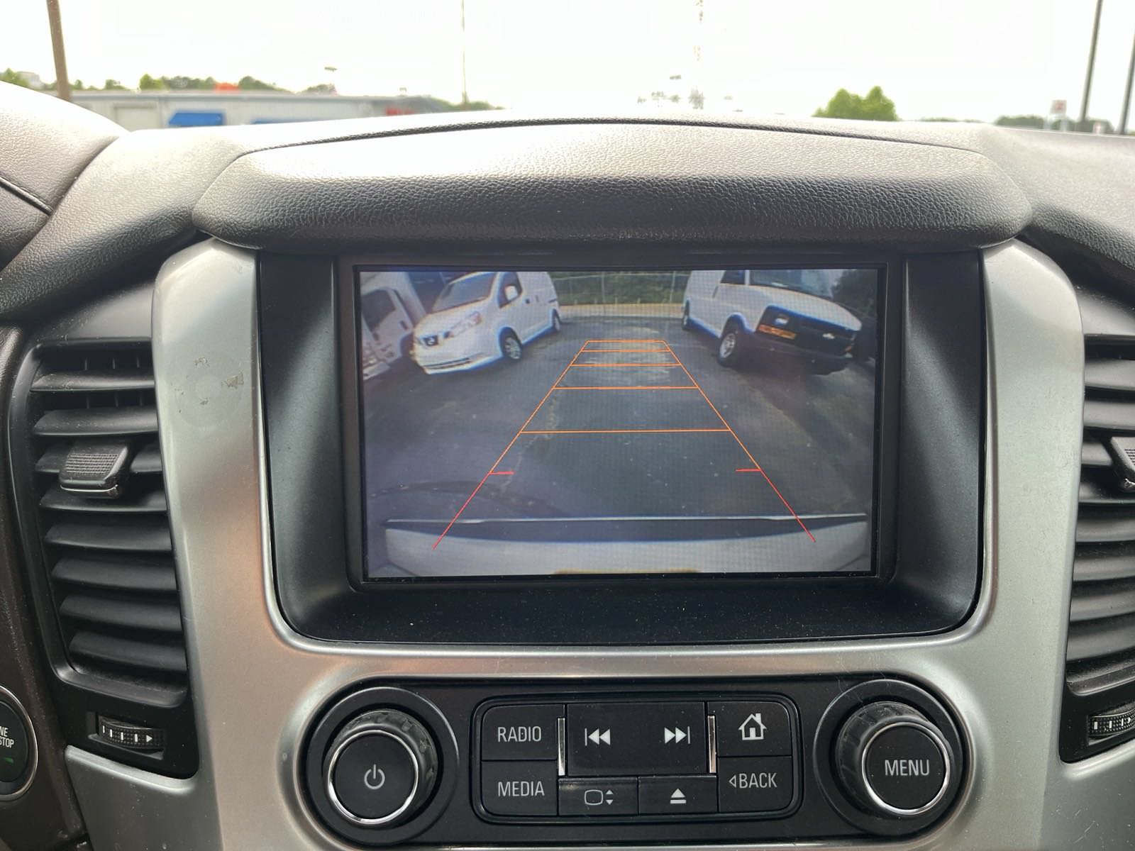 Used 2015 Chevrolet Tahoe LTZ RWD image 21