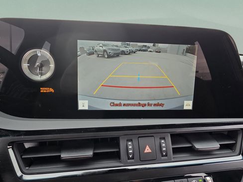 New 2025 Lexus ES 350 w/ Premium Package image 16