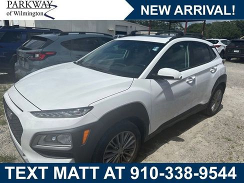 Used 2021 Hyundai Kona SEL Plus FWD image 1
