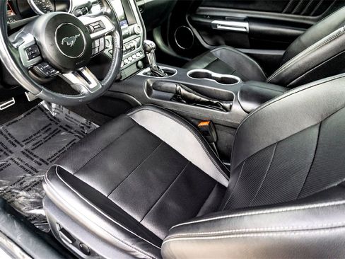 Used 2023 Ford Mustang Premium image 11