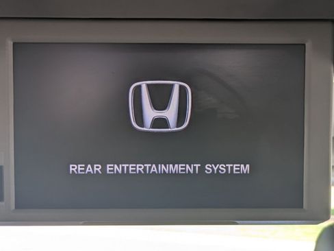 Used 2016 Honda Odyssey EX-L image 17