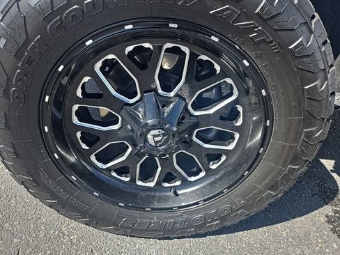 Used 2021 Ford F150 Platinum w/ Equipment Group 701A High AWD/4WD image 41