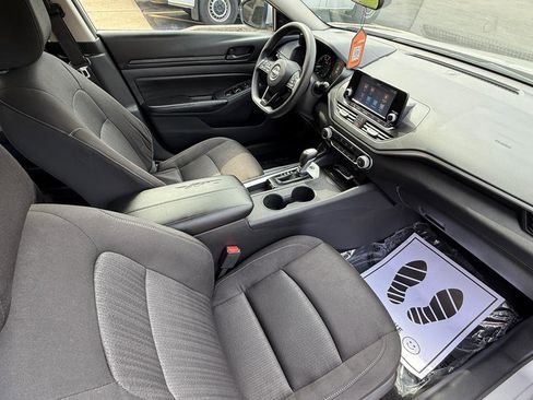 Used 2023 Nissan Altima 2.5 S image 11