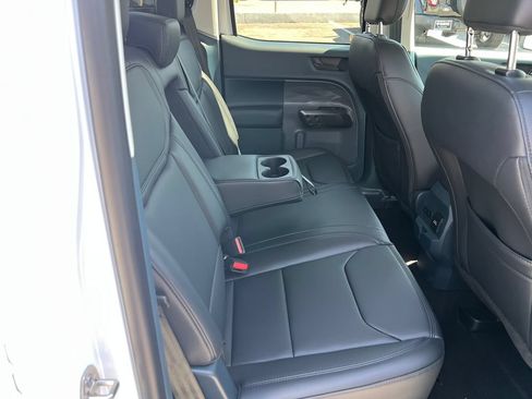 New 2026 Ford Maverick Lariat w/ Black Appearance Package AWD/4WD image 17