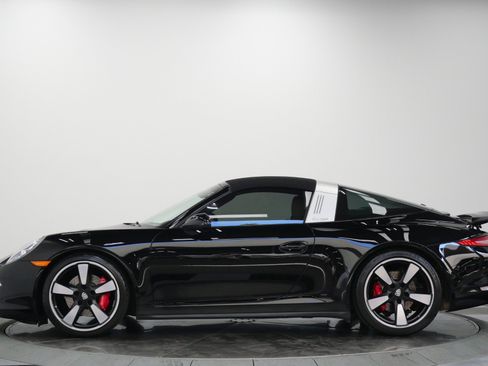 Used 2015 Porsche 911 Targa 4S AWD/4WD image 6
