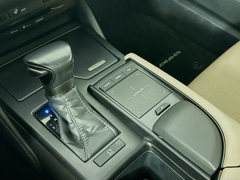 Used 2021 Lexus ES 350 w/ Premium Package image 24