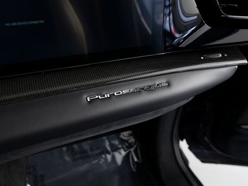 Used 2025 Ferrari Purosangue AWD/4WD image 28