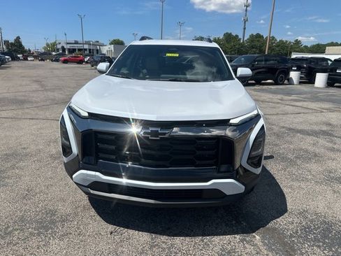 New 2026 Chevrolet Equinox ACTIV w/ Convenience Package III image 8