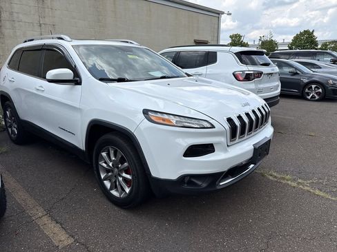 Used 2018 Jeep Cherokee Limited AWD/4WD image 13