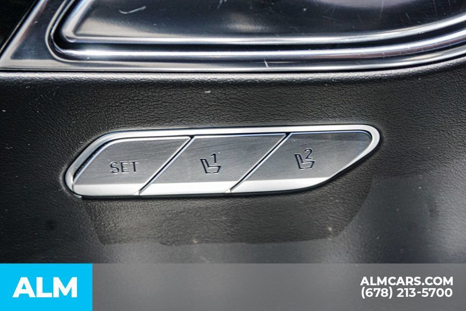 Used 2025 Genesis GV80 2.5T Standard AWD/4WD image 52