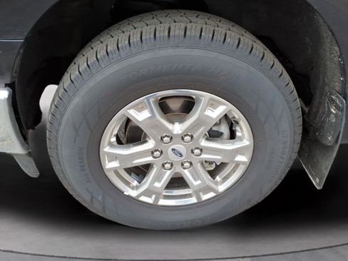 Used 2022 Ford F150 Lariat AWD/4WD image 11