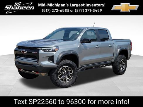 Used 2025 Chevrolet Colorado ZR2 w/ Technology Package AWD/4WD image 1