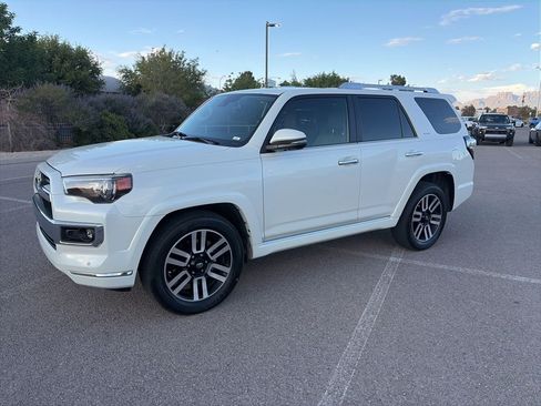 Used 2022 Toyota 4Runner Limited RWD image 10