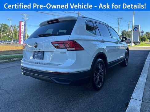 Certified 2023 Volkswagen Tiguan SE w/ Panoramic Sunroof Package AWD/4WD image 8