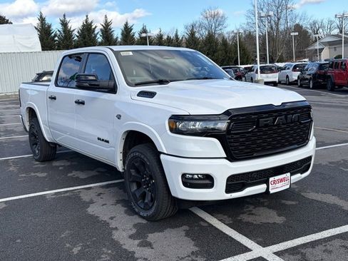 New 2026 RAM 1500 4x4 Crew Cab image 2