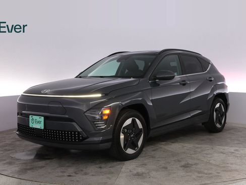 Used 2024 Hyundai Kona Limited FWD image 2