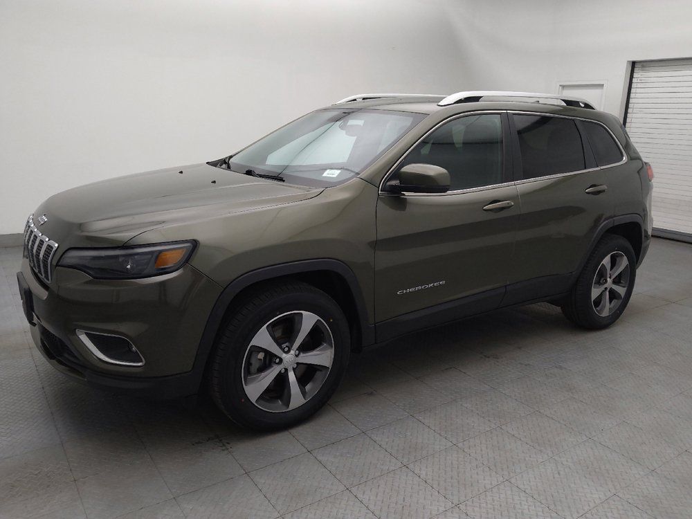 Used 2019 Jeep Cherokee Limited AWD/4WD image 2
