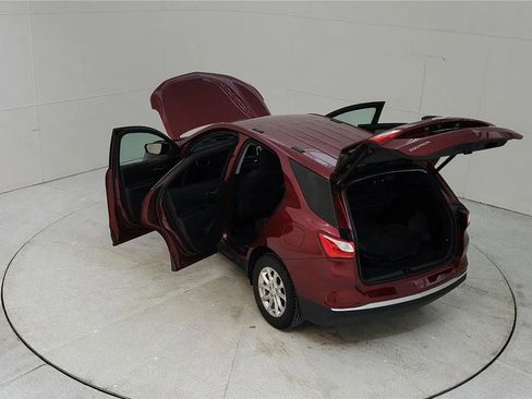 Used 2019 Chevrolet Equinox LT w/ Driver Convenience Package image 23