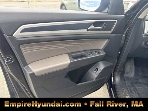 Used 2021 Volkswagen Atlas SEL R-Line image 20